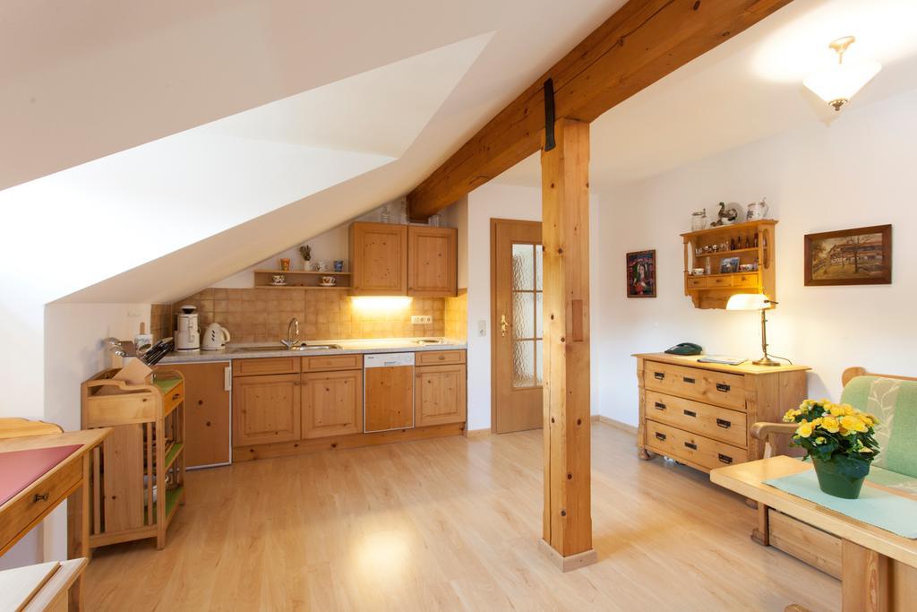 Landhaus Theresa Бад-Тольц Номер фото